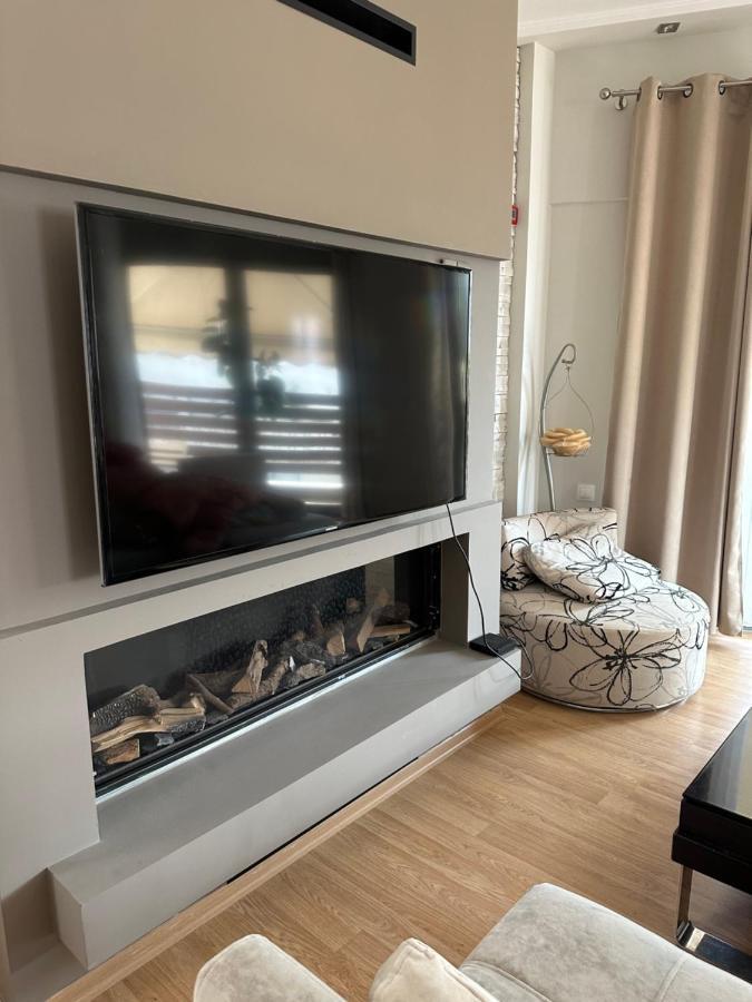 Cozy Apartment With Parking Near The City Center 아테네 외부 사진